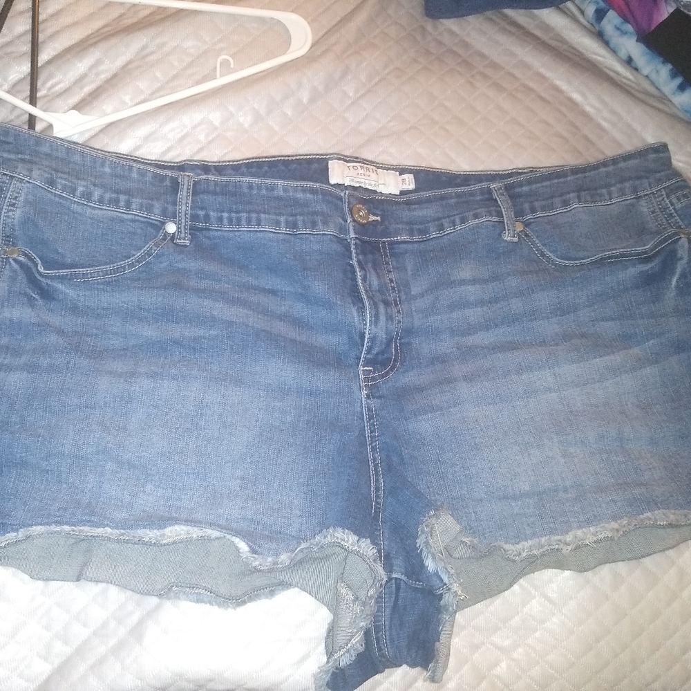 Short shorts
